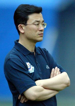 郑智英超夺冠视频,郑智中国足球赛前动态