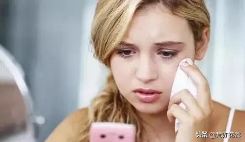 日常脸上毛孔粗大怎么改善小妙招,脸上毛孔大怎么才能缩小毛孔