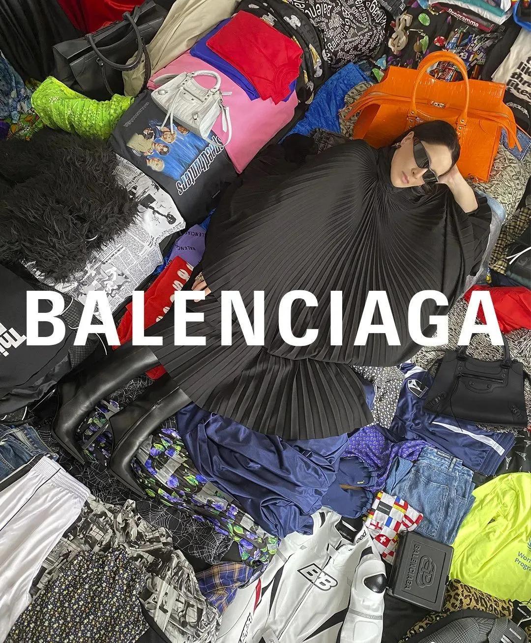 巴黎世家七夕土味广告,巴黎世家的七夕广告真的土爆了吗