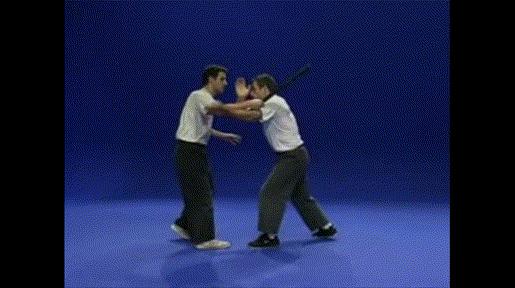 马伽术一击制服敌人,马伽术防围殴