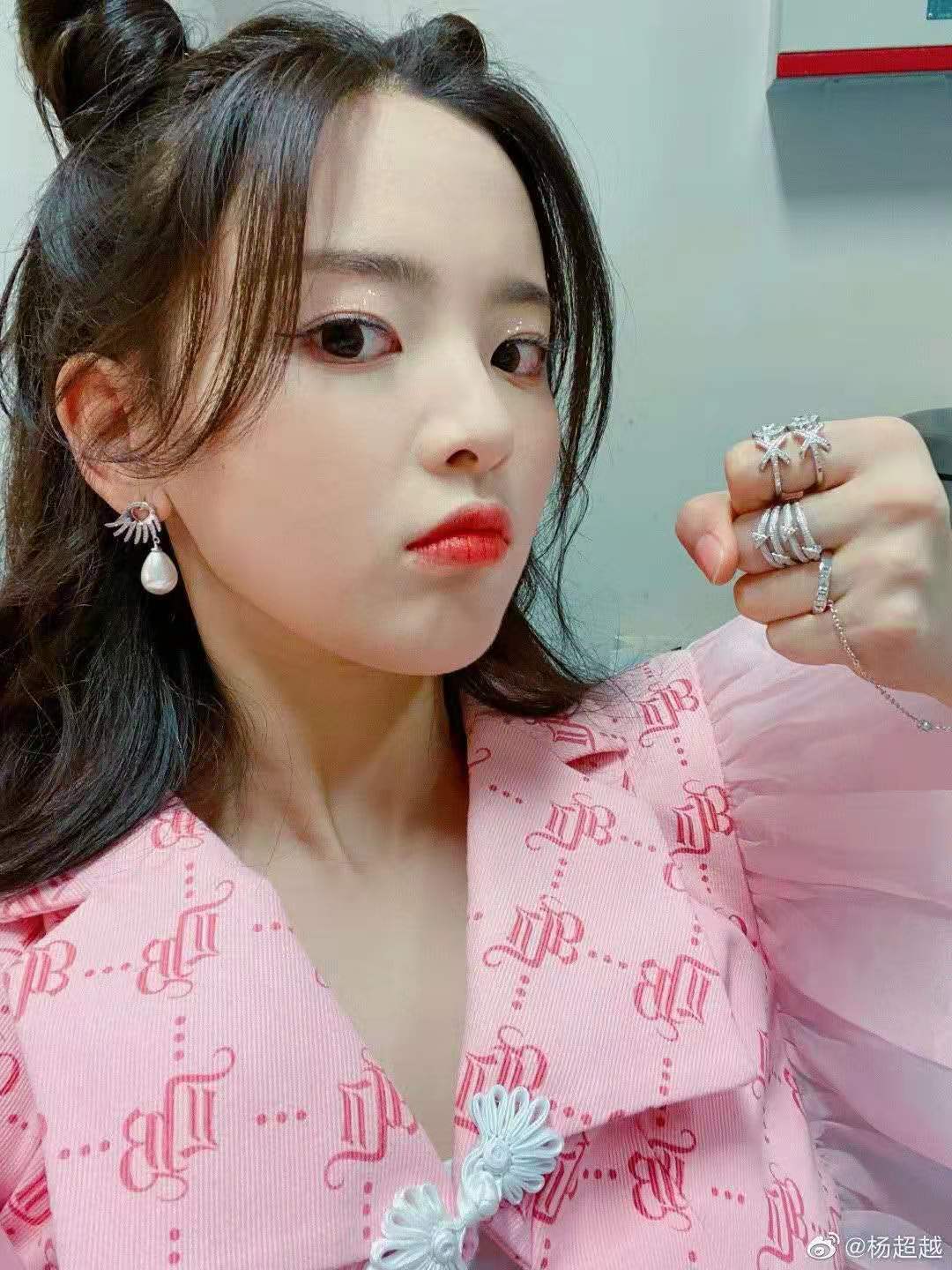 出差可以让猫自己待在家吗,出差一周猫在家怎么办