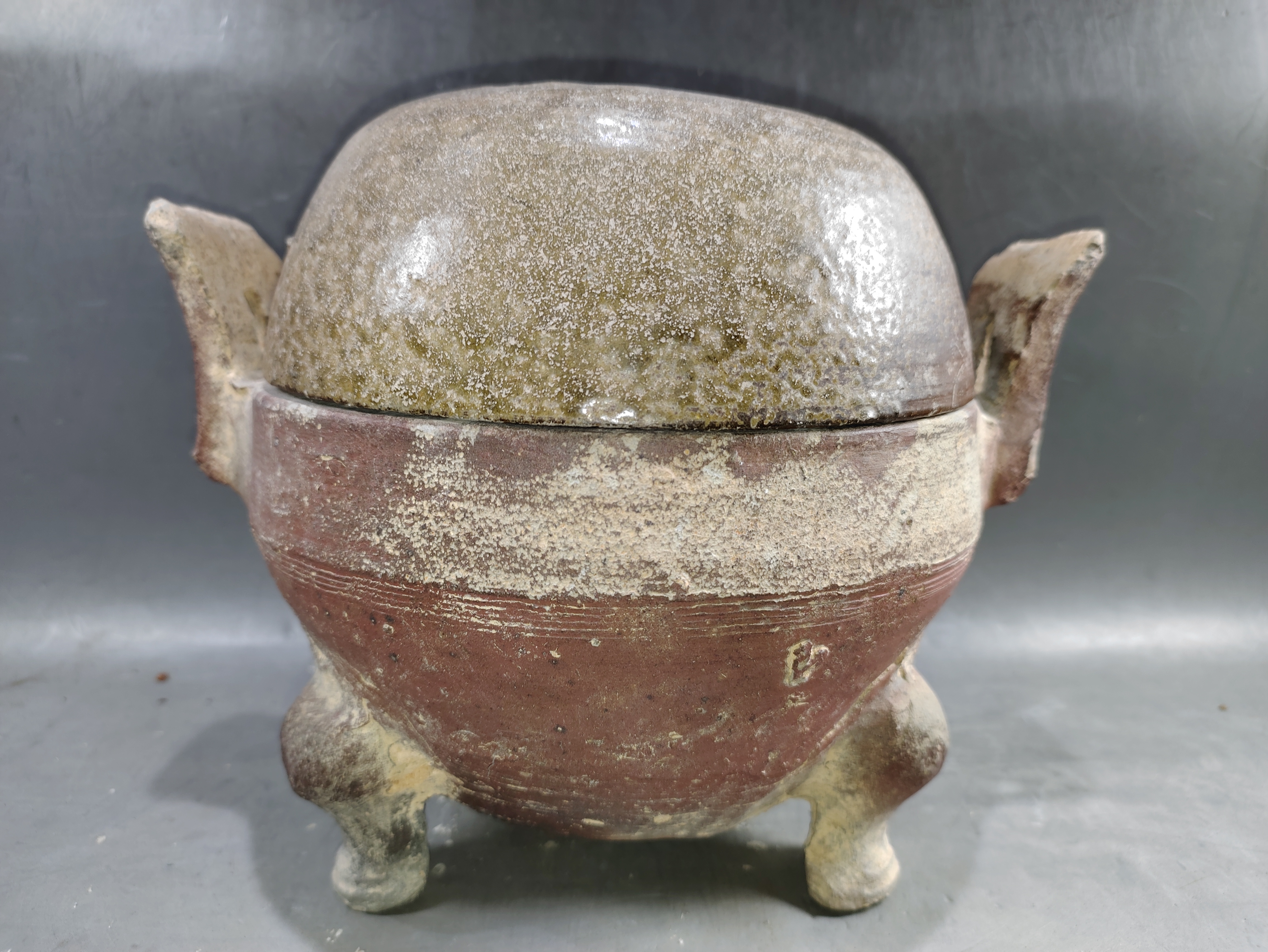 东汉原始青瓷三足盖鼎,西汉原始青瓷双耳尊