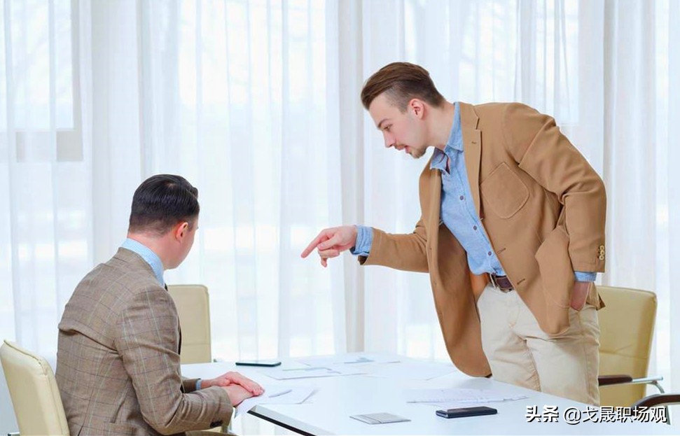 领导批评你是器重你想让你进步,如果一个领导把你骂了之后又夸你