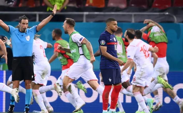 欧洲杯经典点球大战,历届欧洲杯点球大战数据