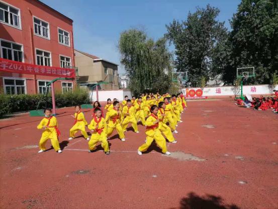 剑气书香歌舞童年——灌南县李集小学校园文化建设走笔