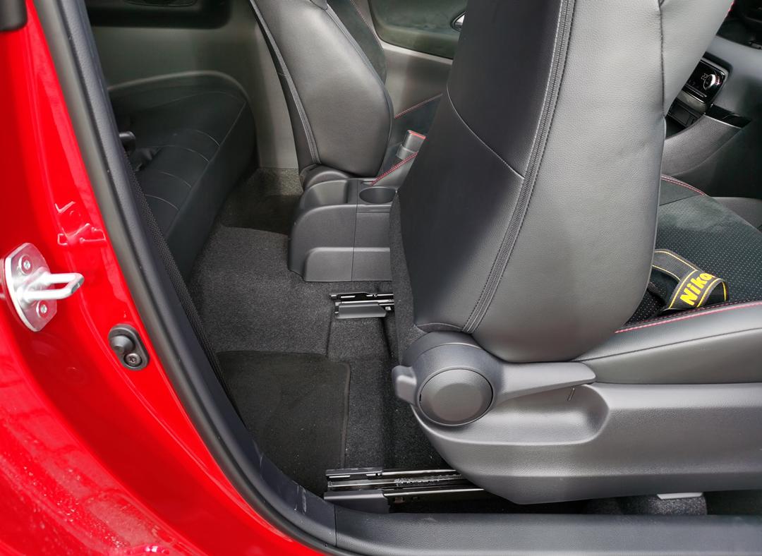 丰田gryaris试驾视频,丰田gryaris拉力