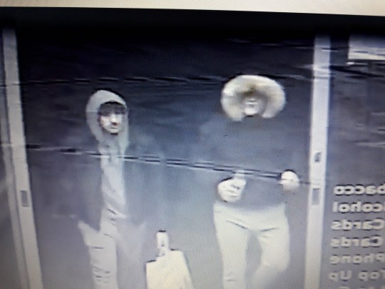 新加坡英国留学生在街头遇袭,新加坡留学生遭围殴