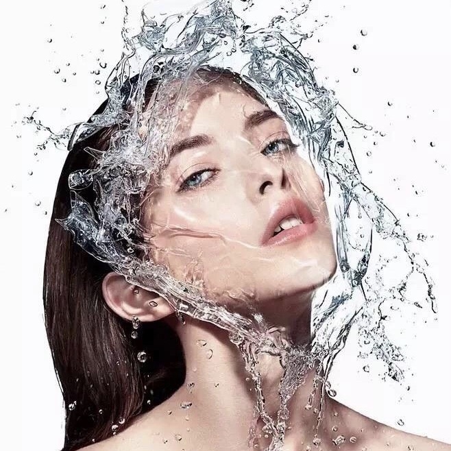 补水喷雾护肤品是智商税吗,补水喷雾到底是水还是智商税