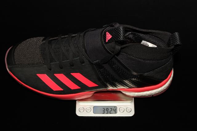 阿迪达斯WuchtboostP8.1球鞋测评