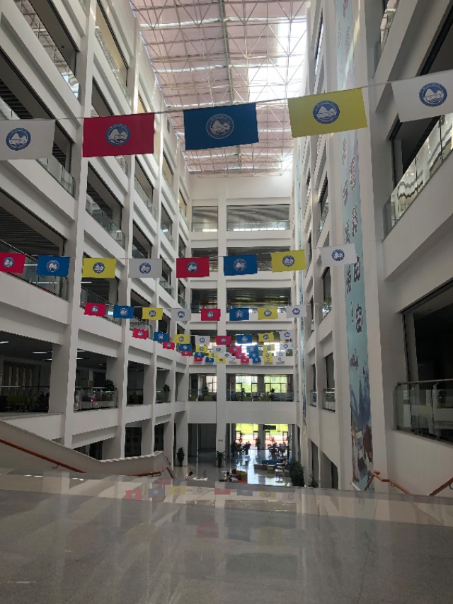 银川能源学校,银川能源校园风景