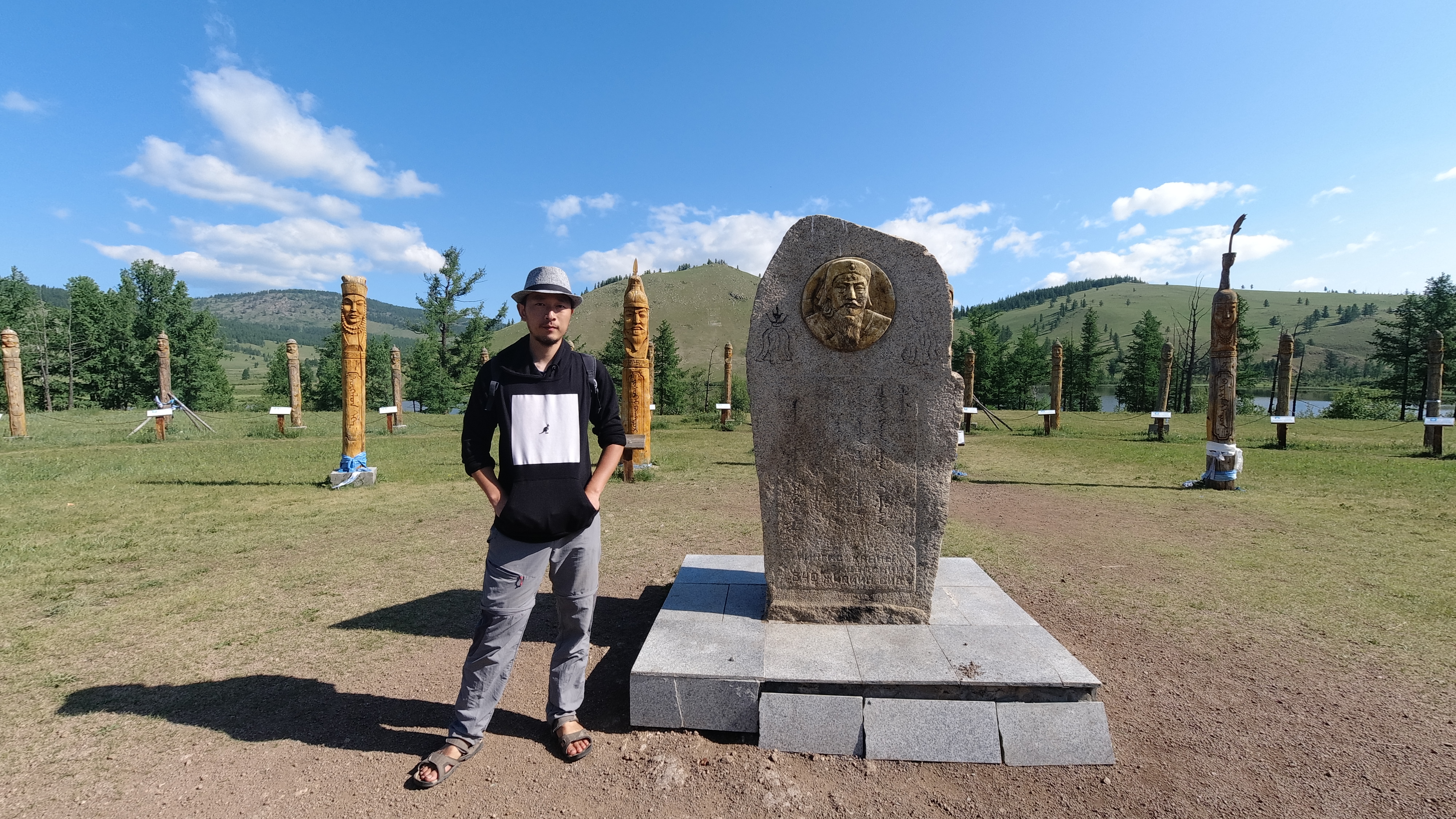 穷游夫妻开着中国车环游骑行记,10万元挑战自驾环游中国边境线