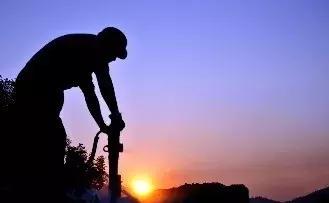 打工工地的真实生活,工地材料员真实生活