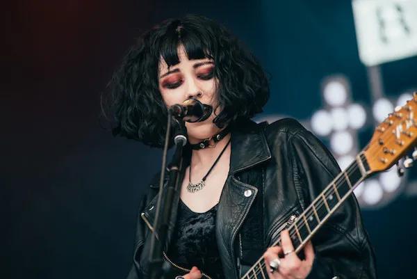 鑻嶇櫧娴疆,鑻嶇櫧娴疆涔愰槦