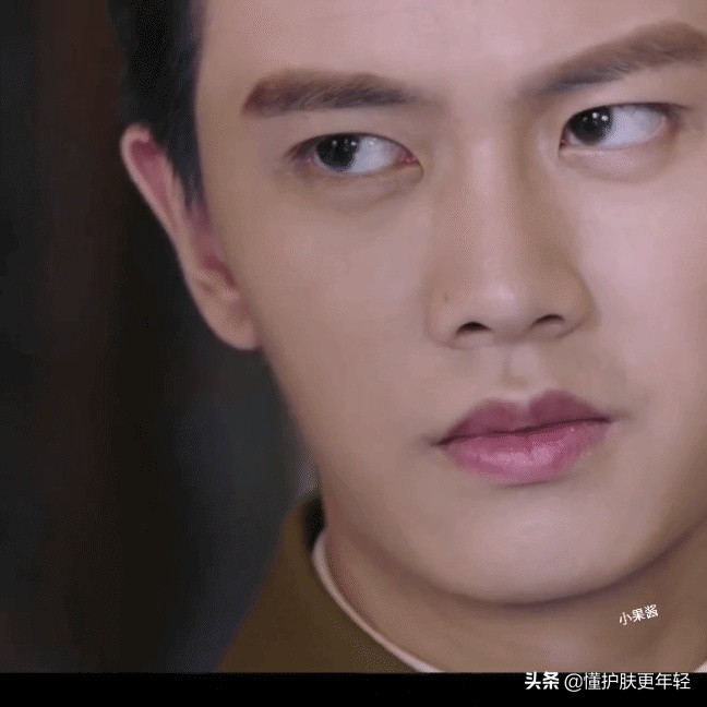 怎么样把眼睛变得大并且清澈有神,怎样让眼睛变得又大又有神