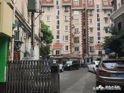 说说青岛的夜景,青岛武定路