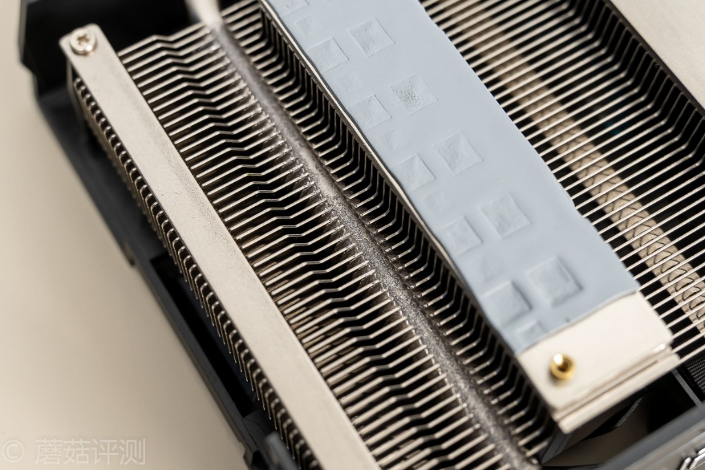 蓝宝石rx5808g超白金oc拆机,蓝宝石rx5500xt白金版8g拆机