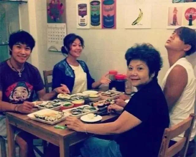 那些英皇时代的小鲜肉们下落如何？