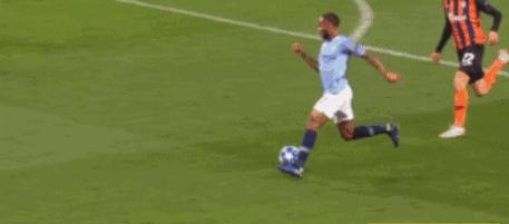 足球搞笑假摔集锦,足球假摔搞笑视频影帝