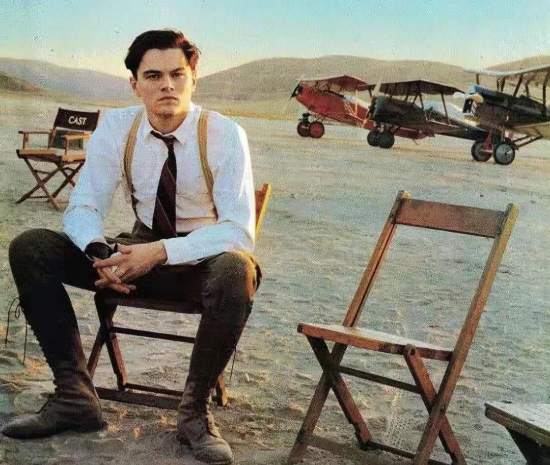 地球太烦了,这个男人居然想带全人类飞向天空