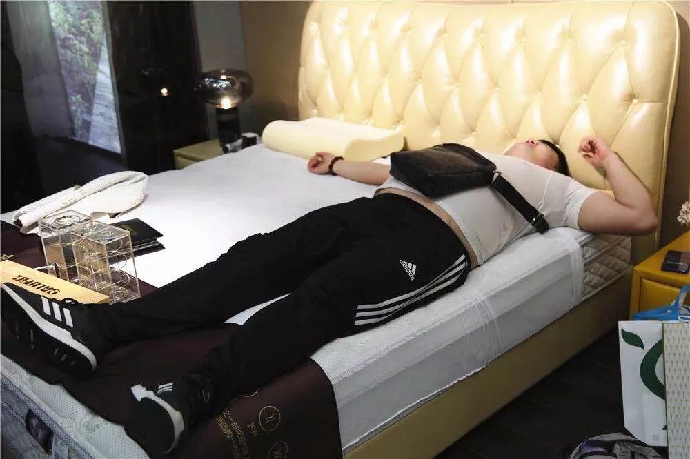 caluful床垫直播,caluful卡路福