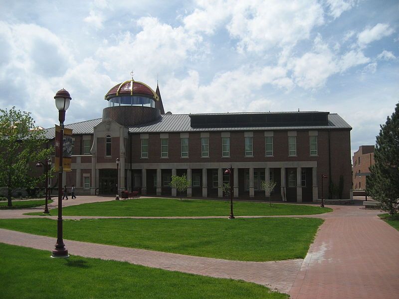 芝加哥高等学府的三大巨头之一—伊利诺理工大学