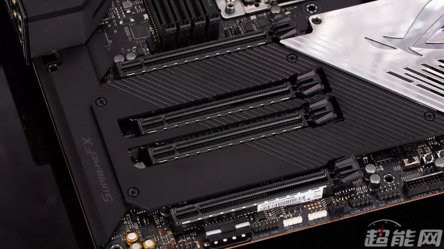 鍗庣rogzenithiiextremealpha,鍗庣rogextreme涓绘澘