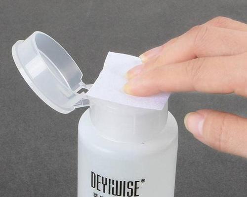 墙壁脏了擦不掉怎么办,墙壁脏了有泥巴怎么去除