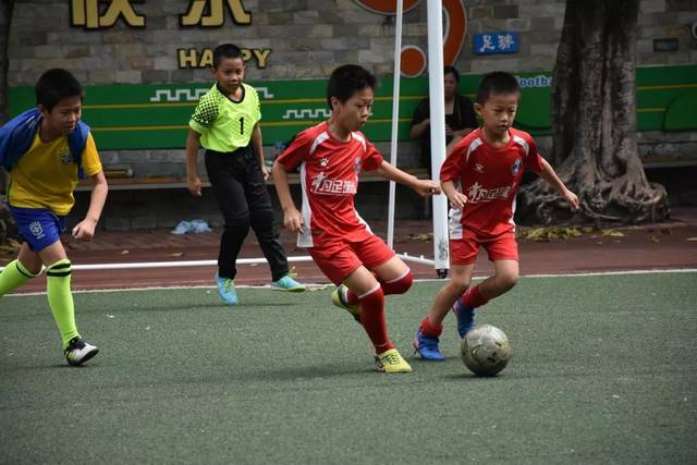 当孩子发脾气父母应该怎样做,当孩子发脾气的时候