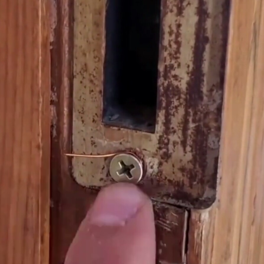 家具安装螺丝孔松了如何补救,家具螺丝钉孔怎么处理