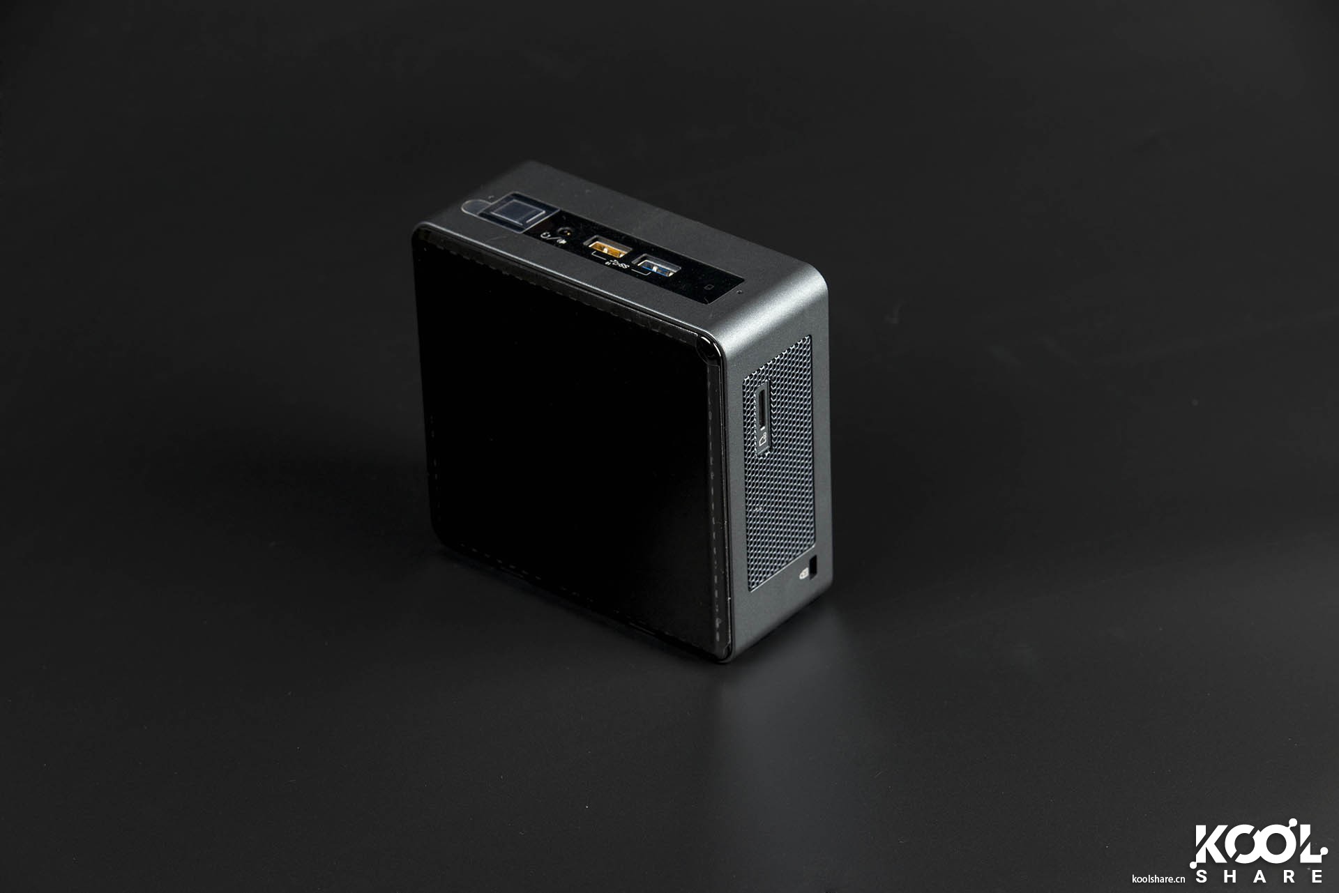 小身材蕴涵大能量，NUC8I7BEH初尝Macos双系统，探索黑苹果之路