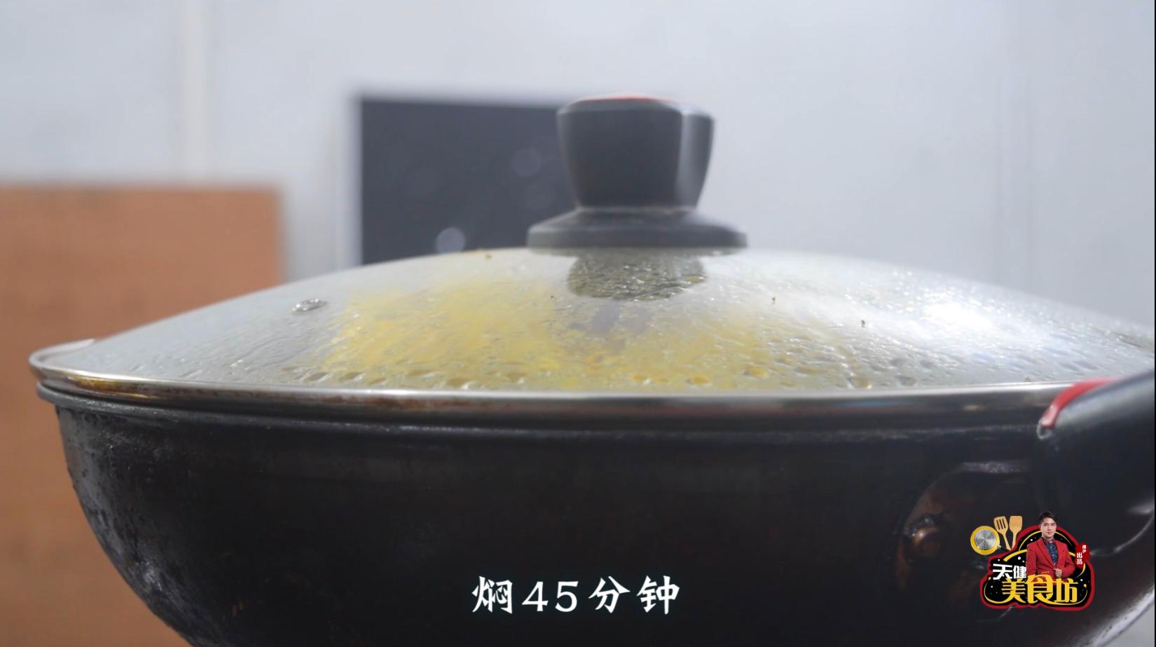 教你在家也能做盐焗鸡制作简单,简单盐焗鸡做法全部