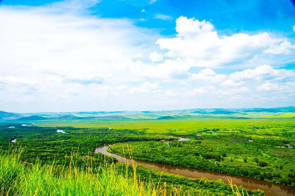 适合夏天去旅游的自驾路线,适合夏季的自驾游路线推荐