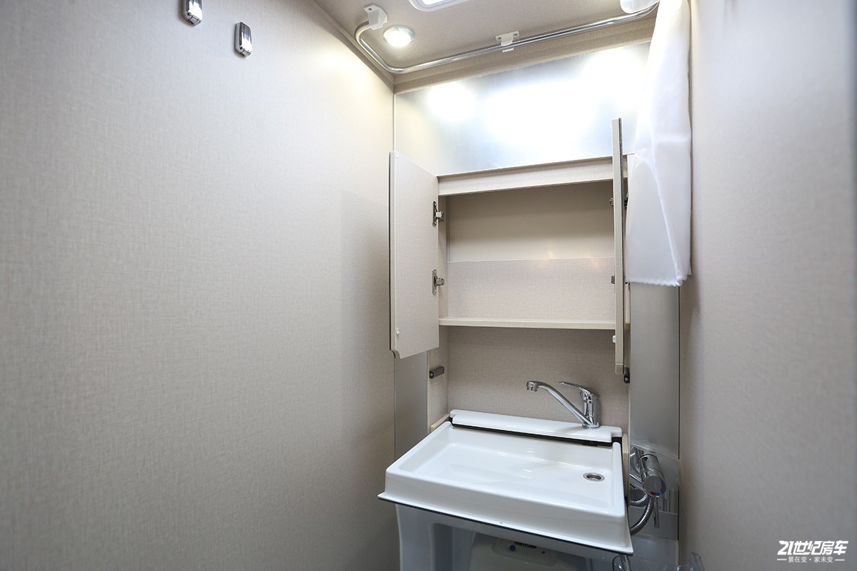 了解上汽大通maxusv90最新动态,上汽大通maxusv902023款2.0t短轴低顶