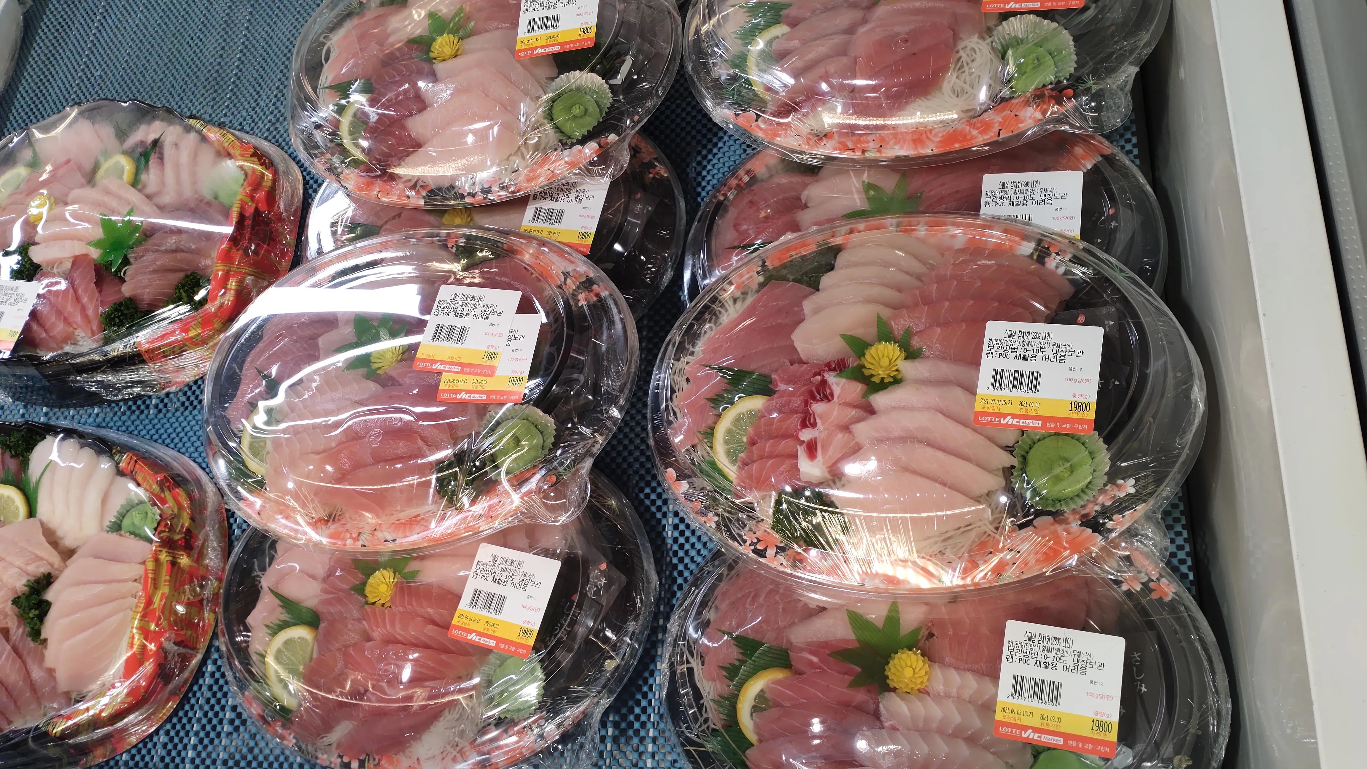 首尔layered咖啡,首尔很多萨摩耶的地方