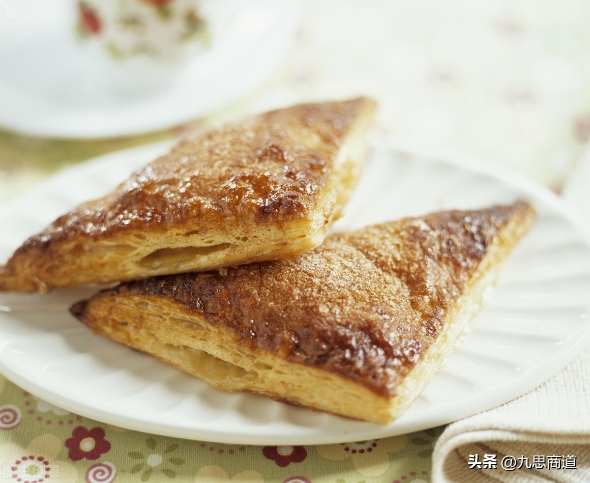 摆摊卖千层饼需要多少钱,卖千层饼一年赚多少钱