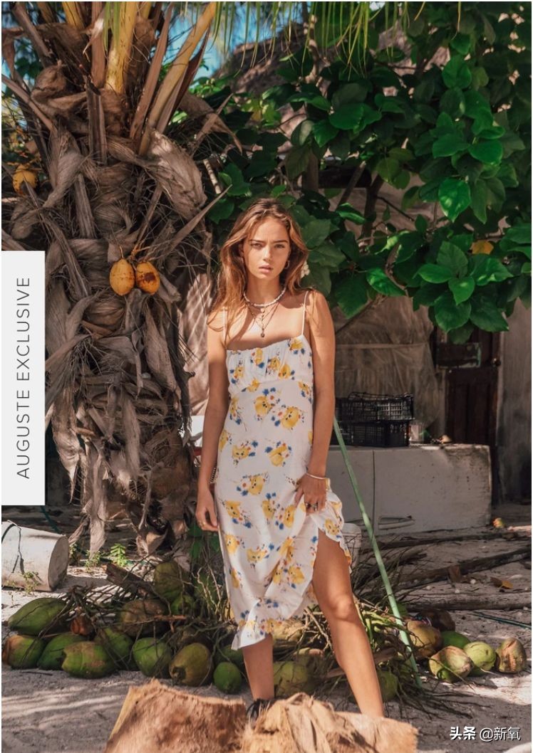 钟楚曦同款连衣裙丝绒,钟楚曦同款白色吊带连衣裙