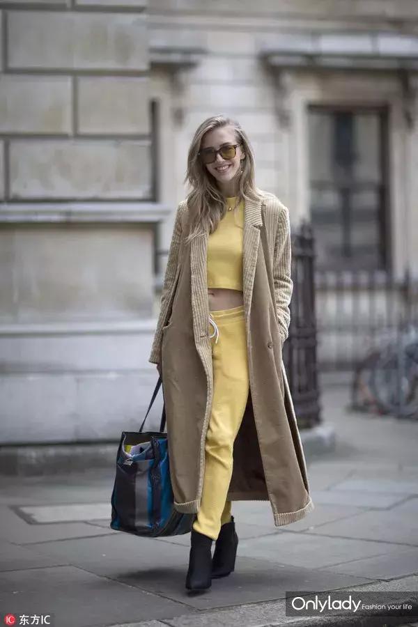 灯芯绒真的很洋气吗,灯芯绒洋气裤子