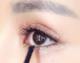 tf28号肿泡眼眼影画法新手,半扇形内双眼影画法新手