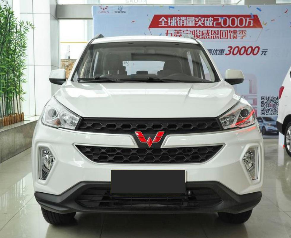 长安cs75plus和五菱宏光s3,五菱宏光s3买1.5l和1.5t哪个好