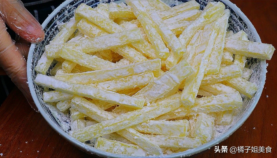 薯条自己在家怎么做好吃,薯条在家怎么做又简单