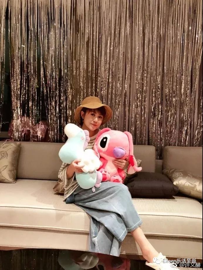 曾被劝整容，坚守姐弟恋，36亿喜剧女王马丽逆流而上自有精彩