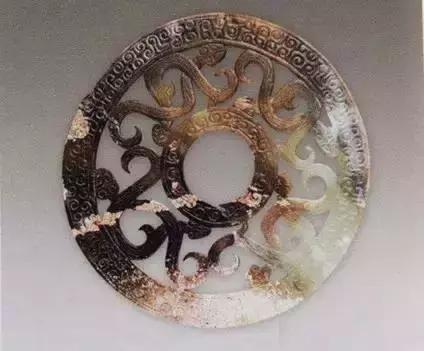 玉有五色沁胜得十万金什么意思,玉有五色沁胜得十万金是什么意思