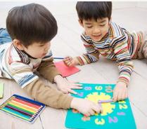 孩子憋不住该怎么办,孩子憋在屋里不出来怎么解决