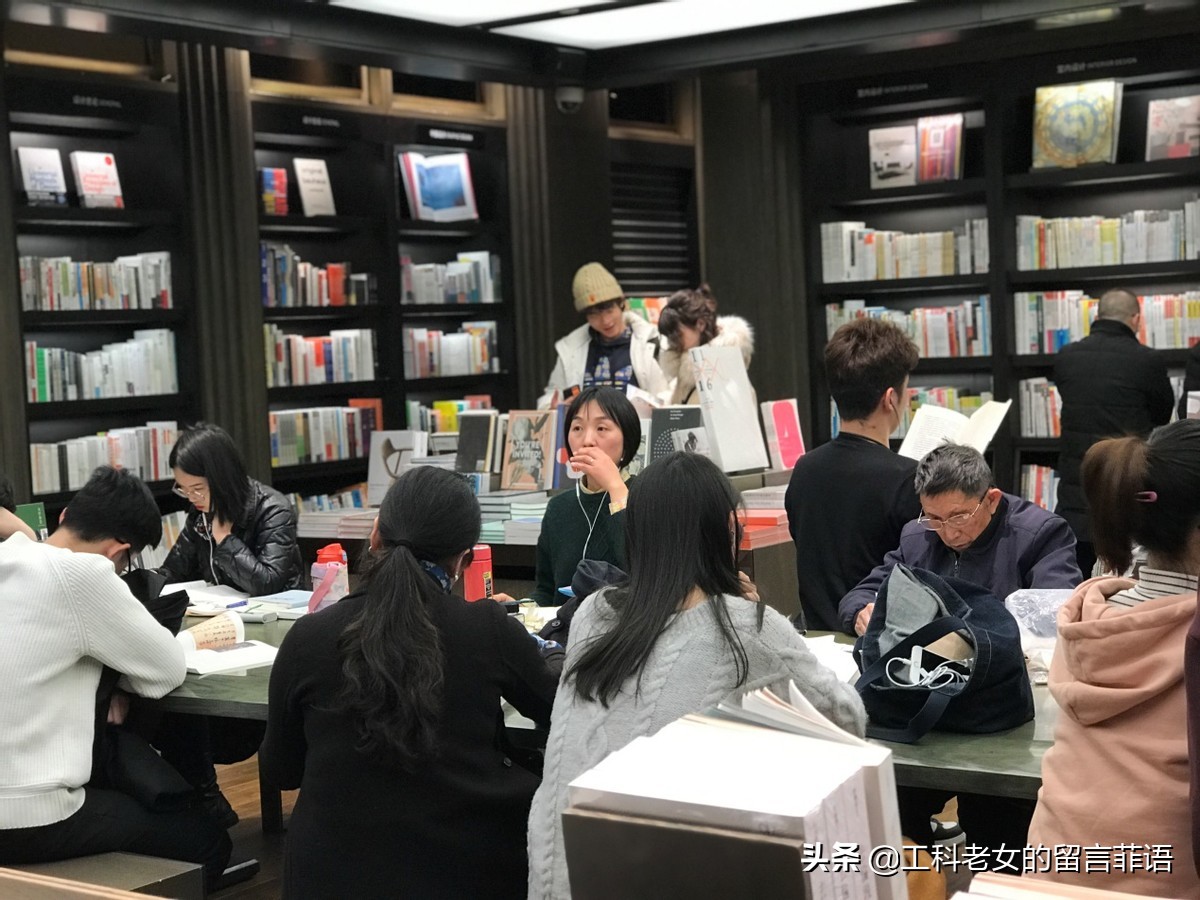 苏州诚品书店和台湾诚品书店,苏州诚品书店特有的书