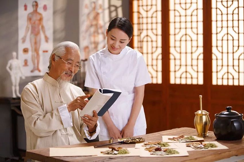 听说这个动作能治耳鸣耳聋,治疗耳鸣的死穴在哪里