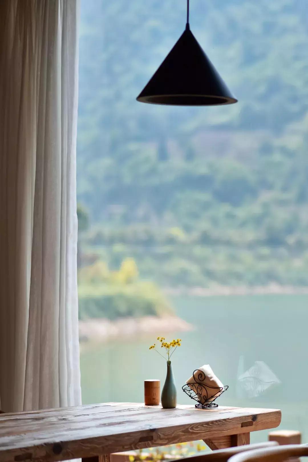 C位出道的千岛湖绝版亲水民宿！要把千岛湖最美的景装进房间……