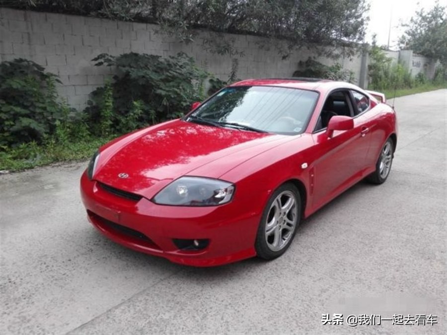 农村小伙花5万买合资车,农村小伙花40万买摩托车