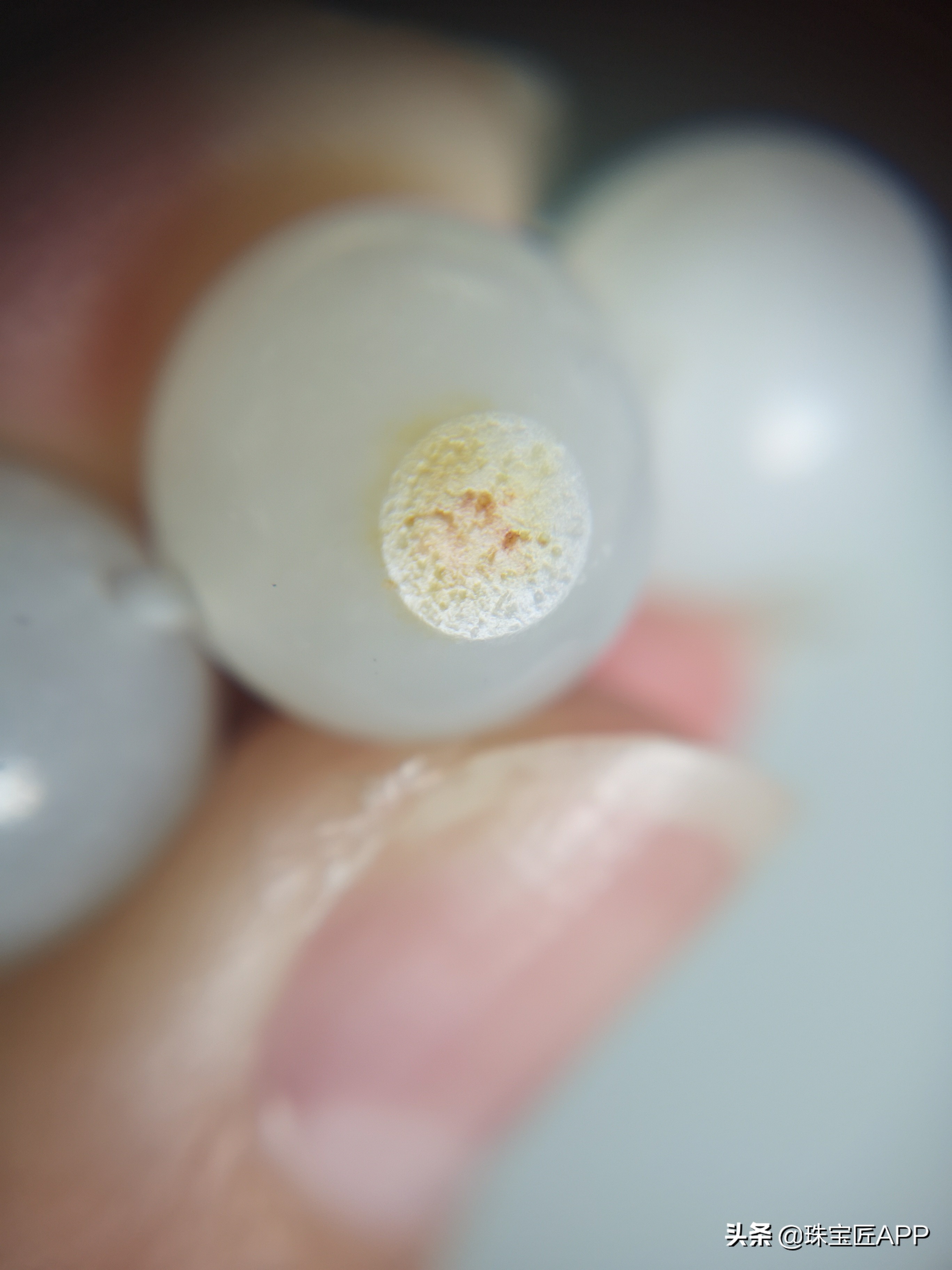 和田玉籽料如何看皮色真假,怎样辨别和田玉籽料真假或皮色