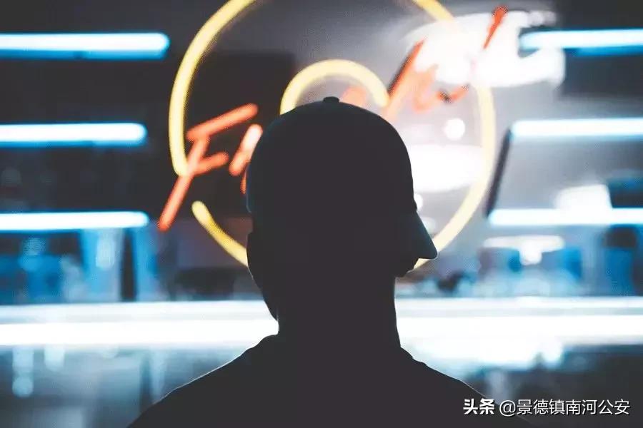 【警方提醒】酒吧“捡尸”文化:女孩被性侵,到底多容易