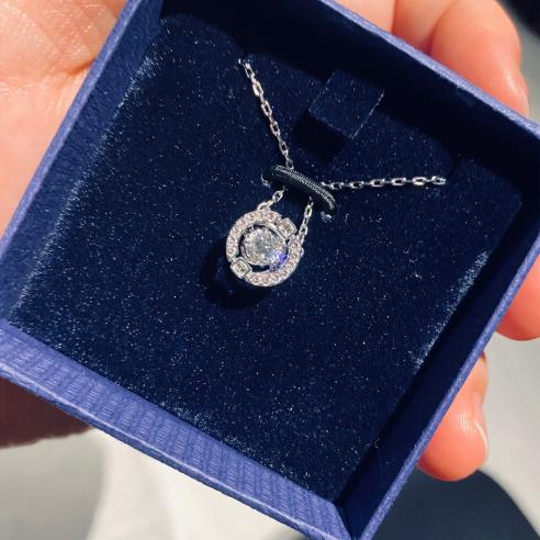 施华洛世奇项链哪款送女友,七夕情人节礼物施华洛世奇项链